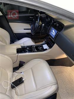 جاكوار XE